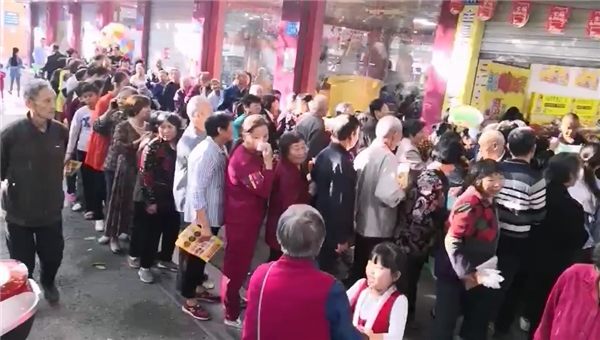 零食連鎖加盟店如何經(jīng)營(yíng)？